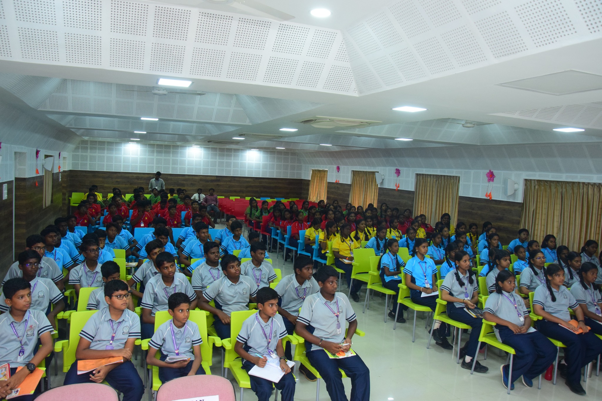 Sessions for students and Parents @ Santhanam group of Institutes..  " "Take charge of your Life" ... well received Sessions!!!!