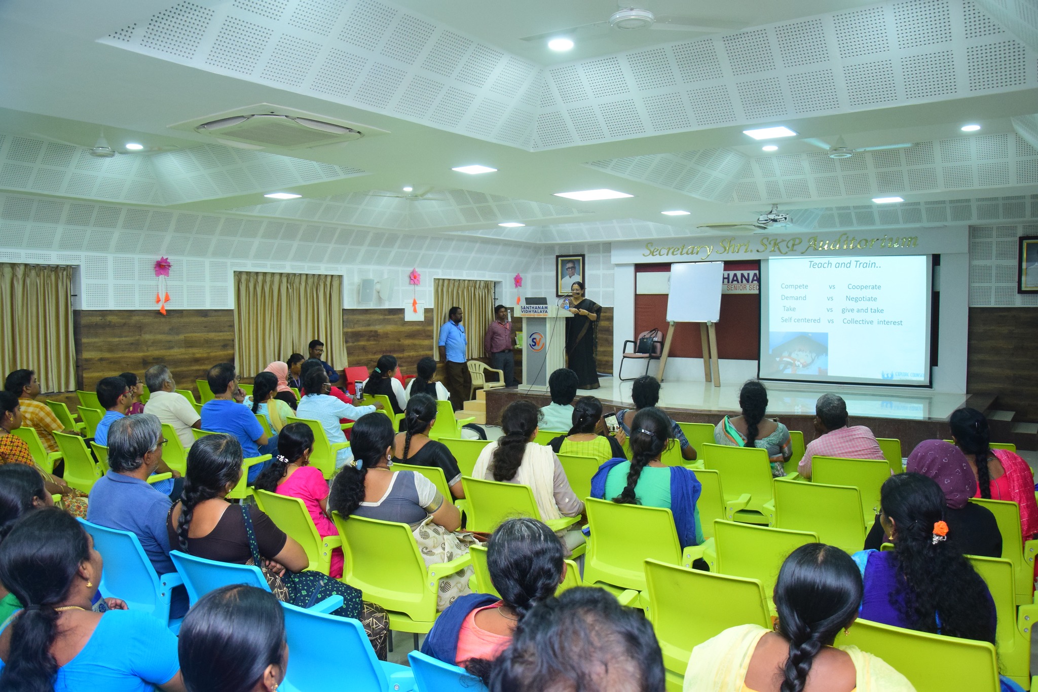 Sessions for students and Parents @ Santhanam group of Institutes..  " "Take charge of your Life" ... well received Sessions!!!!